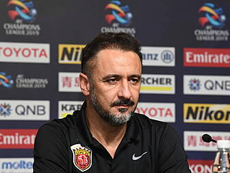 Everton's next manager, punchi...